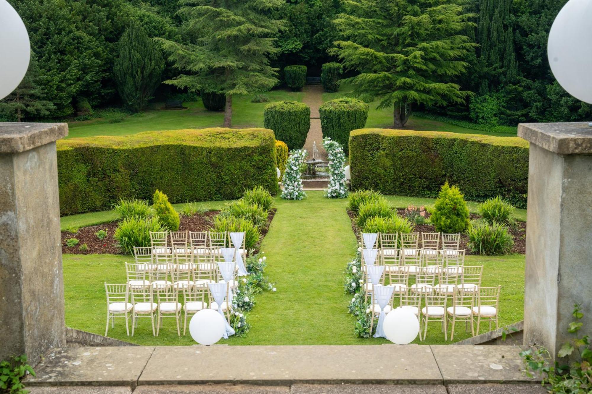 Hunton Park Hotel Kings Langley Exteriör bild