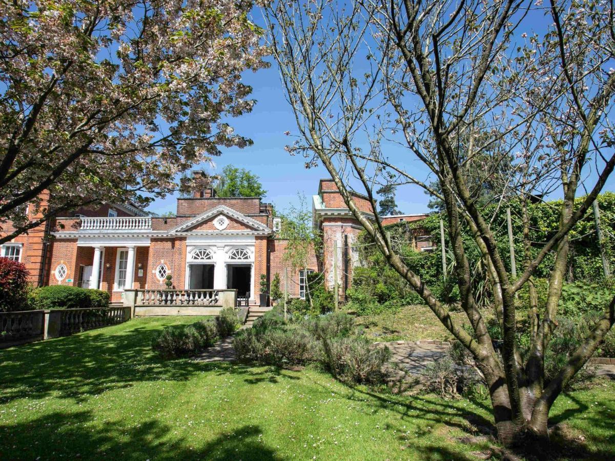 Hunton Park Hotel Kings Langley Exteriör bild